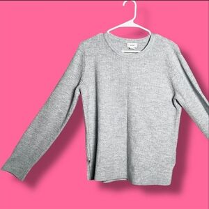 Old Navy Light Gray Women's Crew Neck Sweater